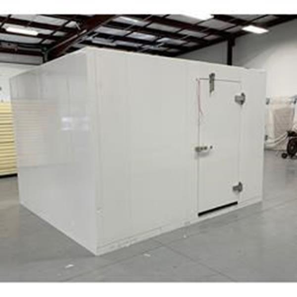 New Barr 10' x 10' x 8'2"H Walk-in Freezer with Floor 